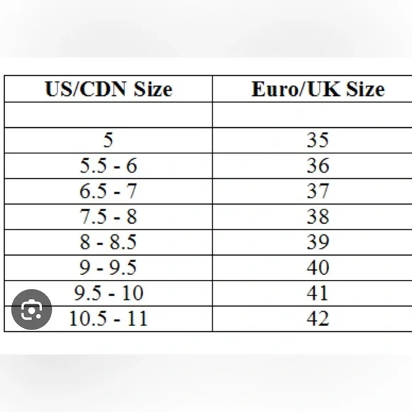 Costume Selection Women’s 36 (5.5) green suede loafers embroidered floral design - Picture 10 of 10